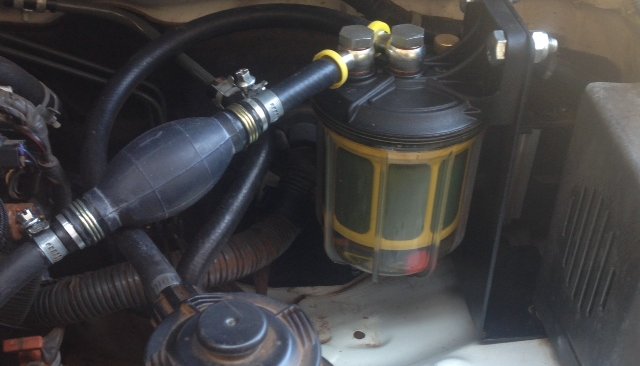 From a 4X4 to Earth moving Equipment, on pristine tar or sandy mine dunes. The Duo-AquaTrap™ Filtration system performs at maximum efficiency!!!